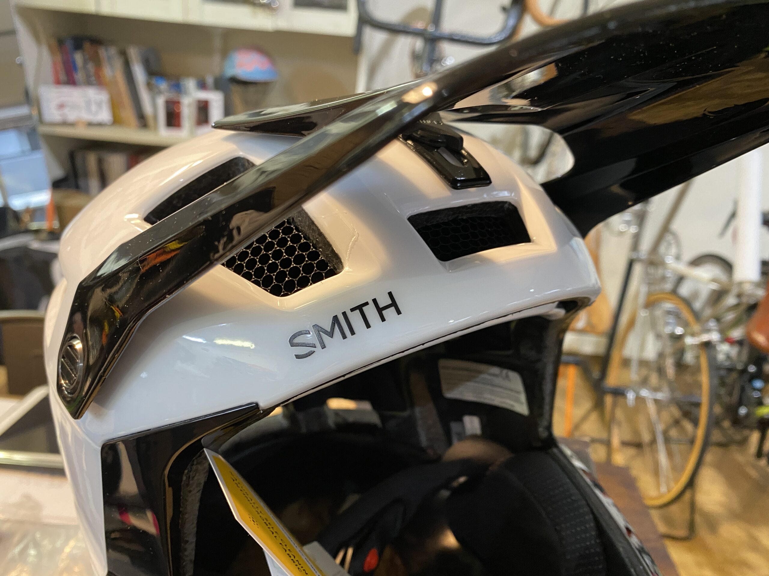 SMITHヘルメット各種入荷しました。 | CYKICKS|名古屋の自転車屋 